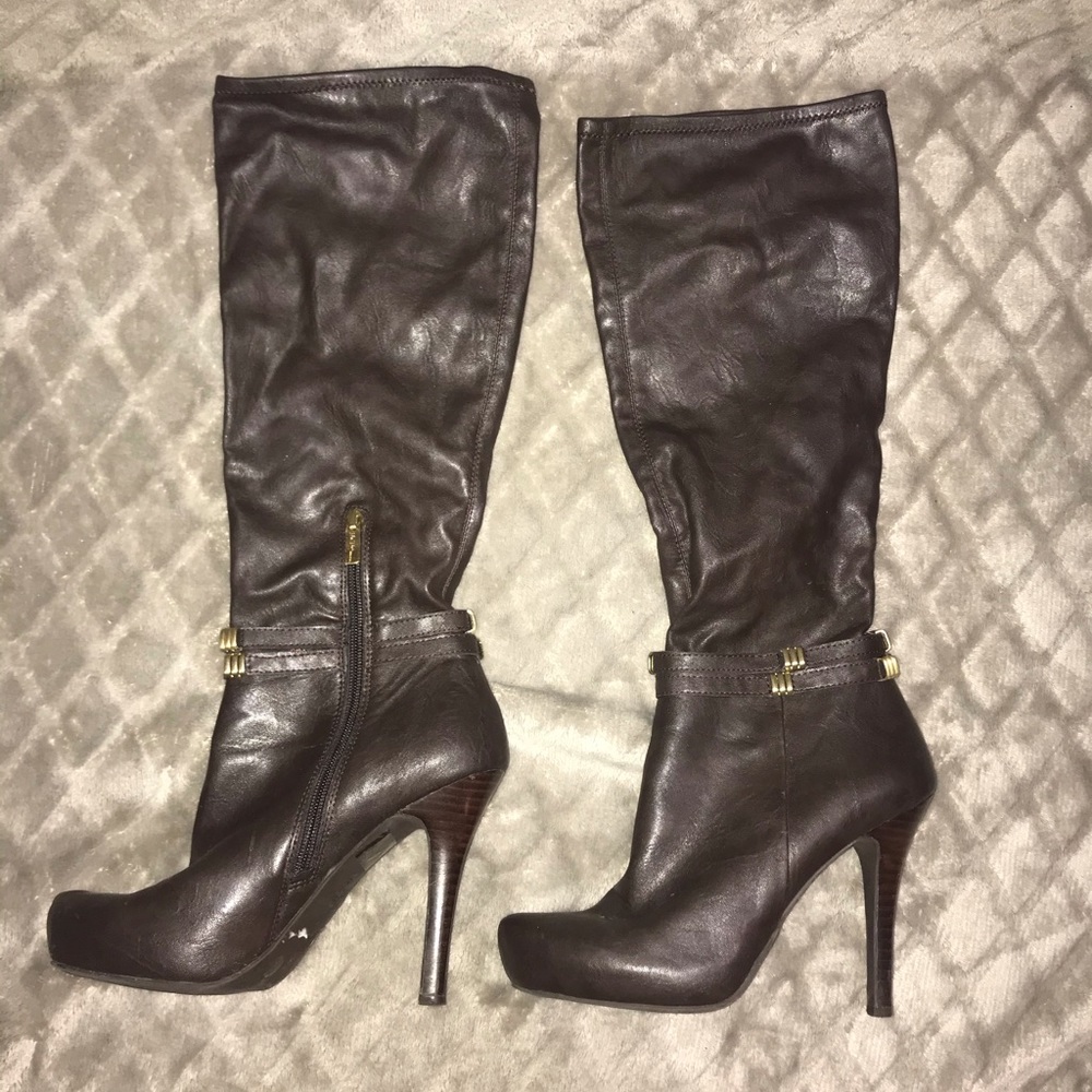 BCBGeneration brown boots